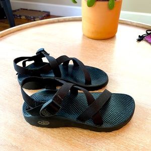 Chaco Womens Black Size 8
